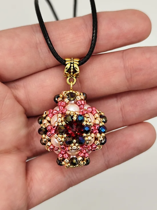 Handmade Pink and Gold Crystal Bead Pendant Necklace - Picture 3 of 8